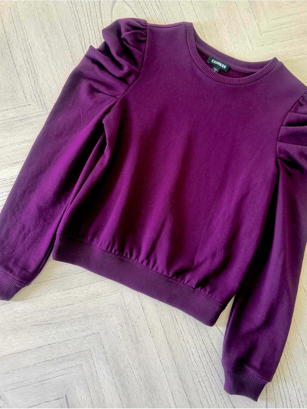 Express Women's Deep Purple Puff-Sleeve Crew Sweater